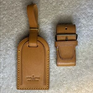 Vintage Louis Vuitton Luggage Tag and Poignier in Vachetta Leather (09B)